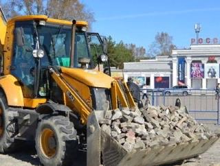 В центре Белогорска продолжаются работы по реконструкции площади