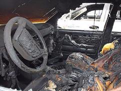В Белогорске горел автомобиль