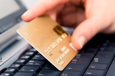 Число интернет-краж с банковских карт может вырасти на треть в 2017 году