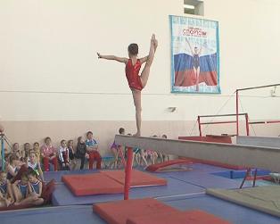 В Белогорске прошло открытое первенство по спортивной гимнастике