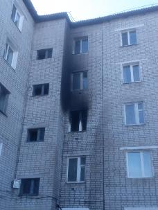 В Белогорске из-за пожара в квартире эвакуировали жителей двух этажей 
