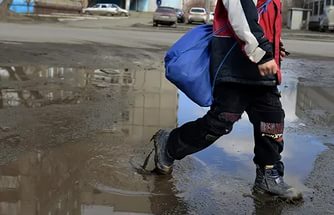 Ребенок, убегая от подростков, попал под машину в Белогорске