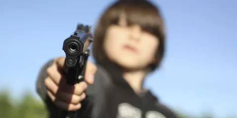 В России шестилетний ребенок застрелил свою сестру