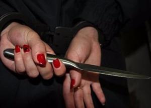 Житель Бурейского района получил ножом в живот за плохо растопленную печь