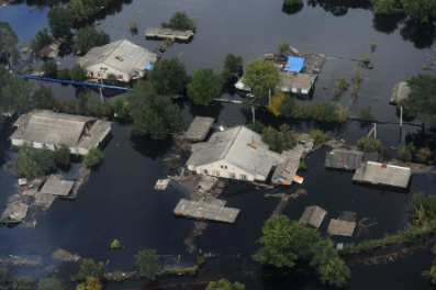 На Ставрополье затопило уже почти две тысячи домов, погибли два человека
