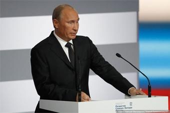 Путин предложил индексировать зарплаты бюджетникам, которых не затронули «майские указы»