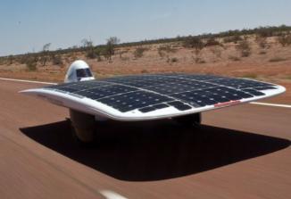 Первый автомобиль на солнечных батареях создадут в России