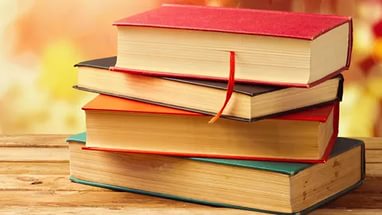 Эксперты в литературе назвали 5 обязательных к прочтению книг