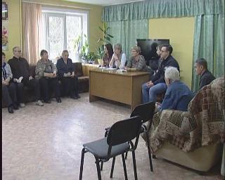 В белогорском обществе слепых прошла встреча со специалистами управления ЖКХ и соцзащиты