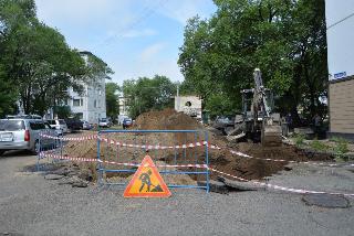 «Водоканал» Белогорска производит замену аварийного участка трубопровода