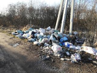 В Белогорске продолжается уборка несанкционированных свалок