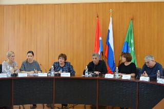 Проблемы диспансеризации обсудили в Белогорске 