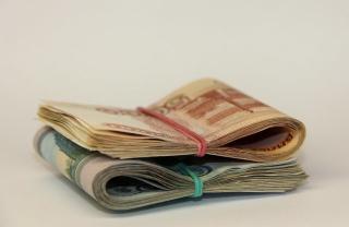 Средняя зарплата амурских врачей в 2022 году превысит 100 тысяч рублей