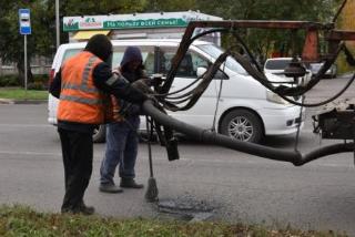 Более 6,6 километров дорожного полотна восстановлено в Белогорске в сезон ямочного ремонта