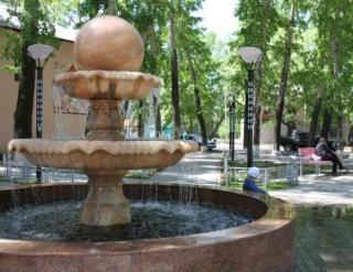 В Белогорске заработали фонтаны