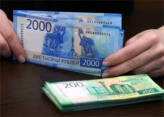 Росстат выяснил, что половина россиян получают зарплату ниже 35 тыс. рублей