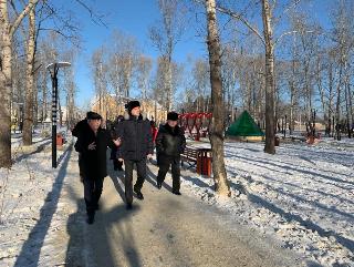 Белогорский сквер «Молодежный»  посетил губернатор Амурской области