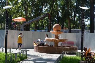 Два игровых комплекса и площадку для игры в «классики» установят в сквере «Жемчужина» Белогорска 