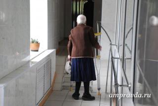 В амурских интернатах для престарелых и домах ветеранов вводят жесткий пропускной режим