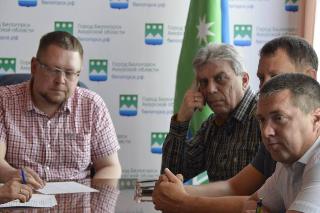 Смену регоператора по кластеру №2 обсудили в Белогорске 
