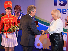 Жители города могут предложить кандидатуру для награждения Почетным знаком "За заслуги перед Белогорском"