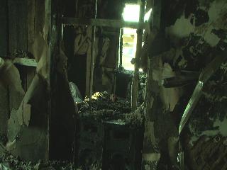 Белогорской семье, потерявшей в пожаре дом и личные вещи, требуется помощь