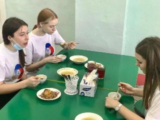 РДШефы Белогорска на страже качественного питания в школах