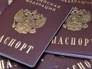 Белогорцы могут сегодня получить паспорт и принять участие в выборах Президента России