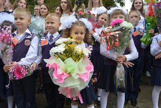 В школы Белогорска уже приняли более полутысячи  первоклассников 