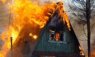 В Белогорске при пожаре обнаружили тело мужчины