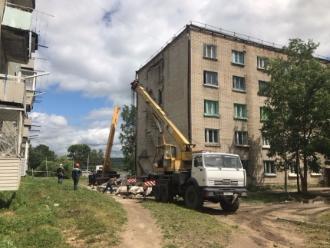 Работы по демонтажу эвакуационной лестницы в пятиэтажном жилом доме поселка Прогресс завершены