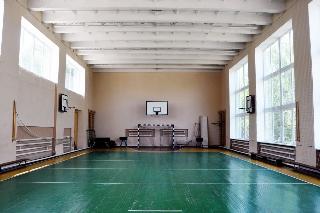 В Белогорске отремонтируют школьные спортзалы 