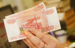 Амурчанки активно подают заявления на дополнительную ежемесячную выплату в пять тысяч рублей