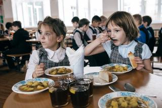 Амурские общественники проверят завтраки в школах