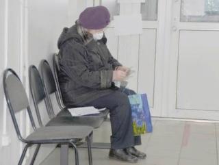 Пожилые белогорцы нарушают режим самоизоляции ради оплаты жилищно-коммунальных услуг